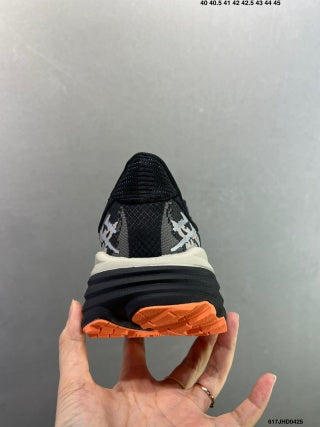 HOKA ONE ONE Stinson 7