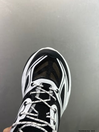 HOKA M Stinson 7