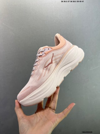 HOKA ONE ONE Bondi 9