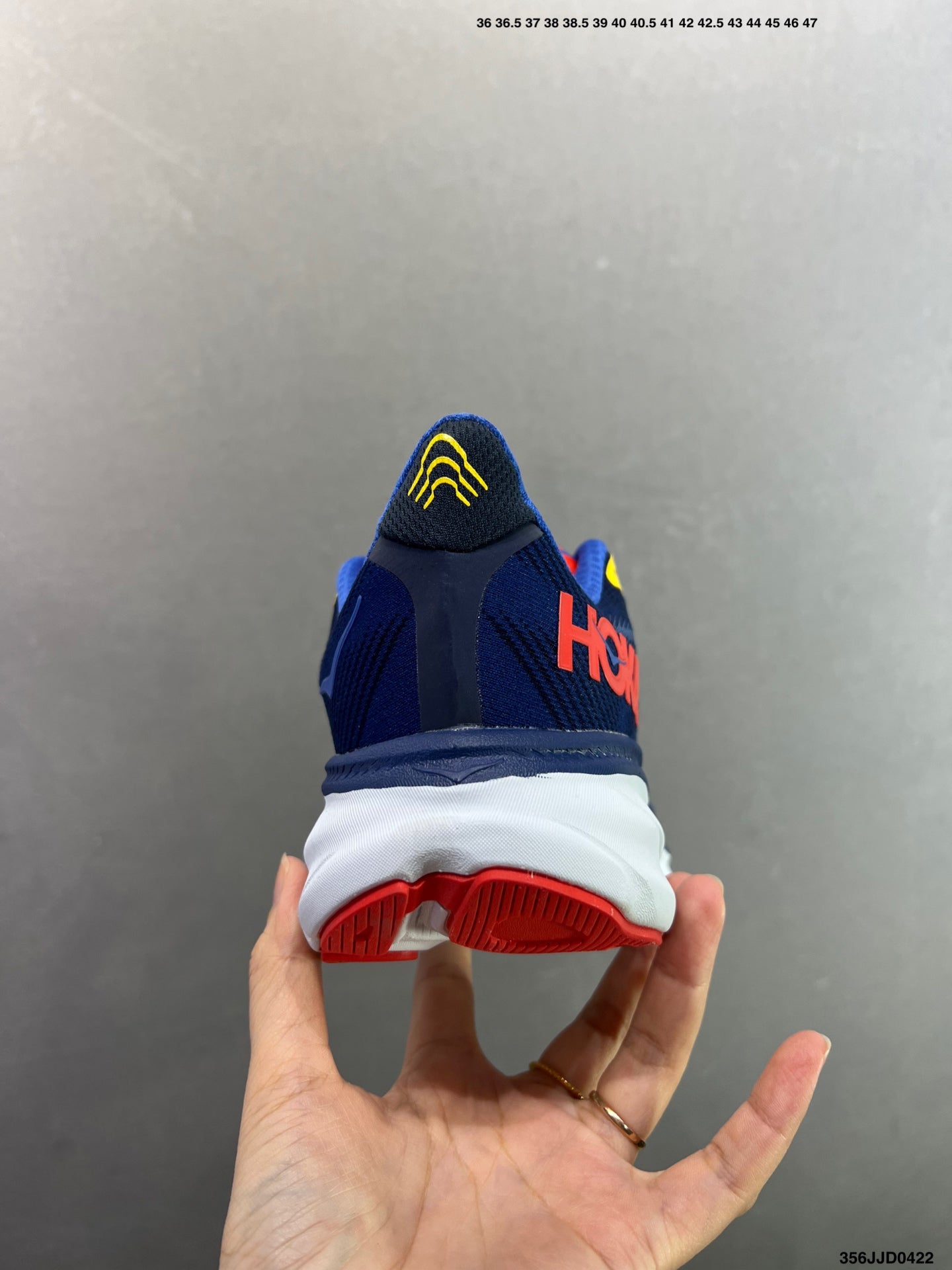 HOKA ONE ONE Clifton 9