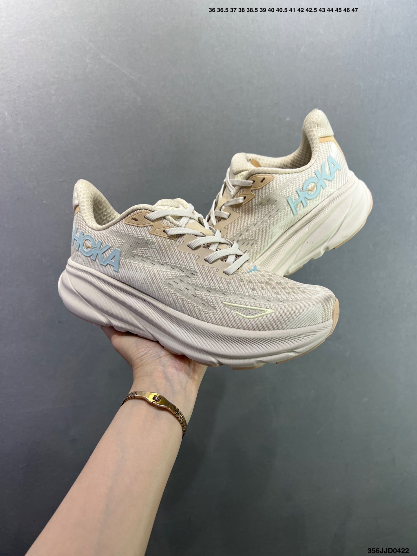 HOKA ONE ONE Clifton 9