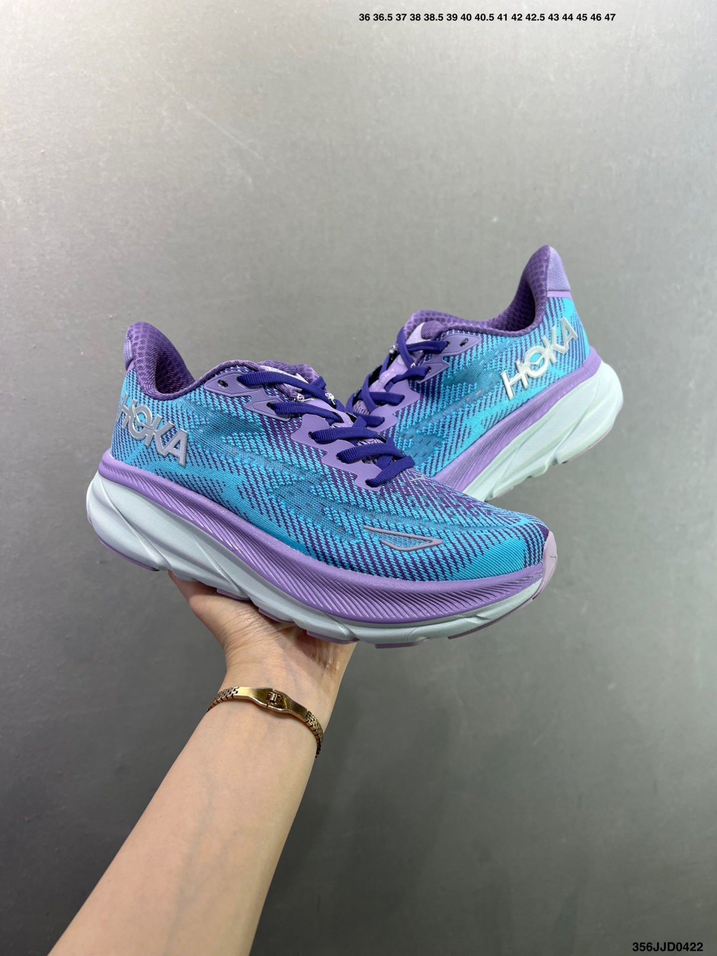 HOKA ONE ONE Clifton 9