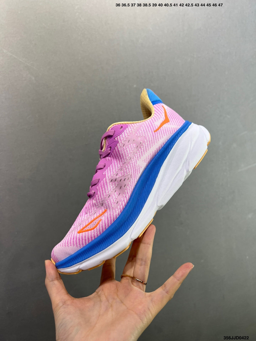 HOKA ONE ONE Clifton 9