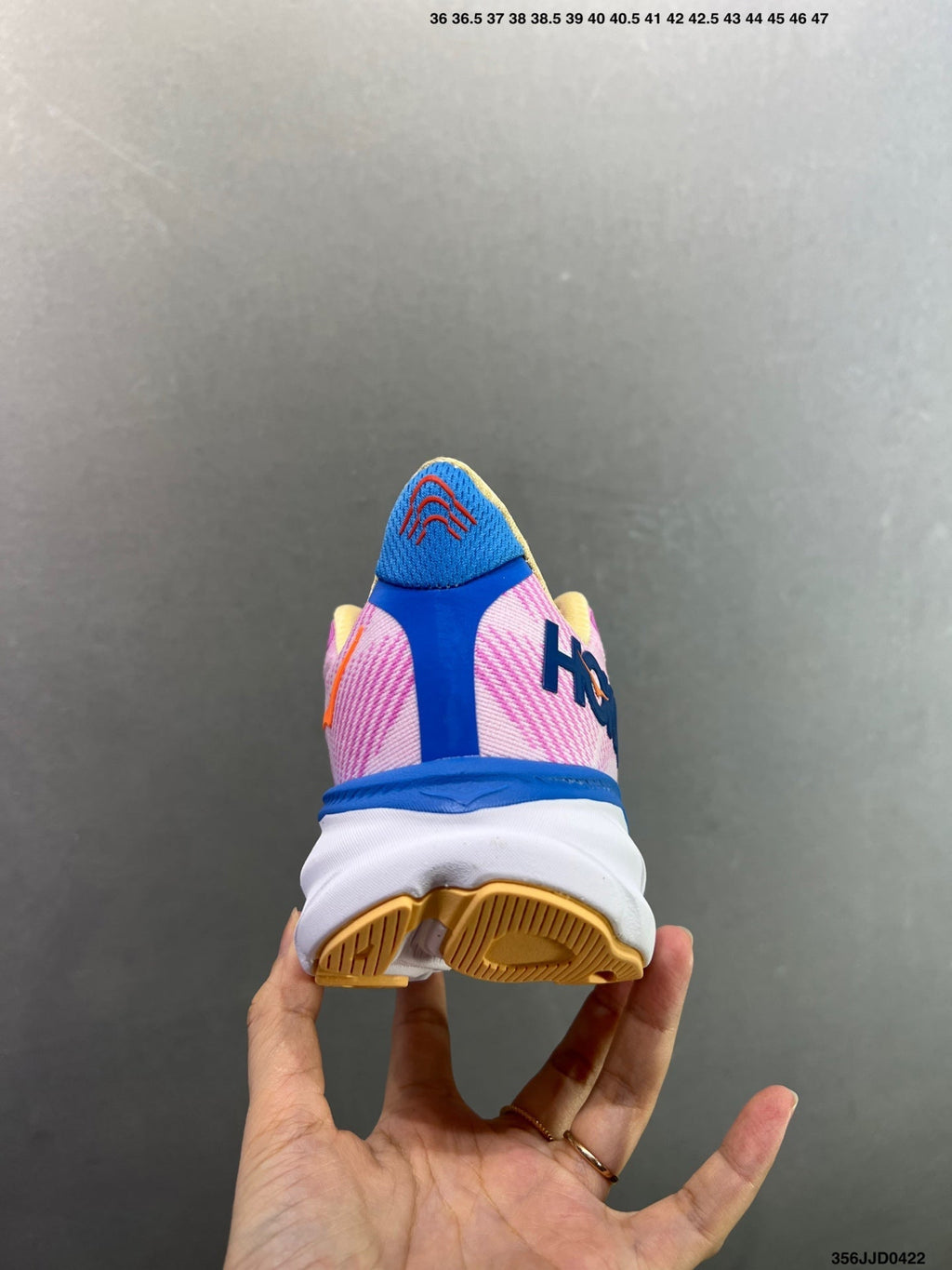 HOKA ONE ONE Clifton 9