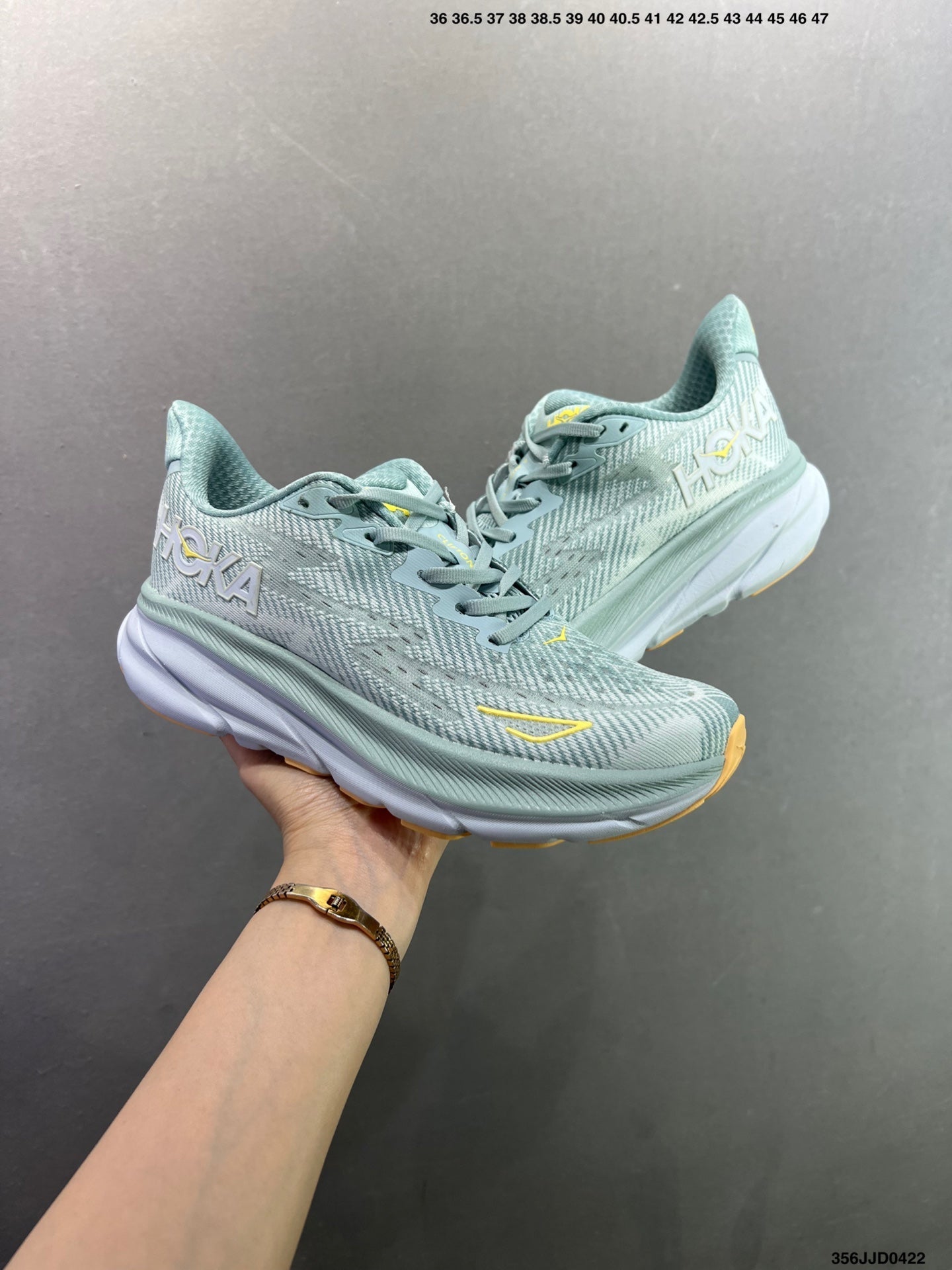 HOKA ONE ONE Clifton 9