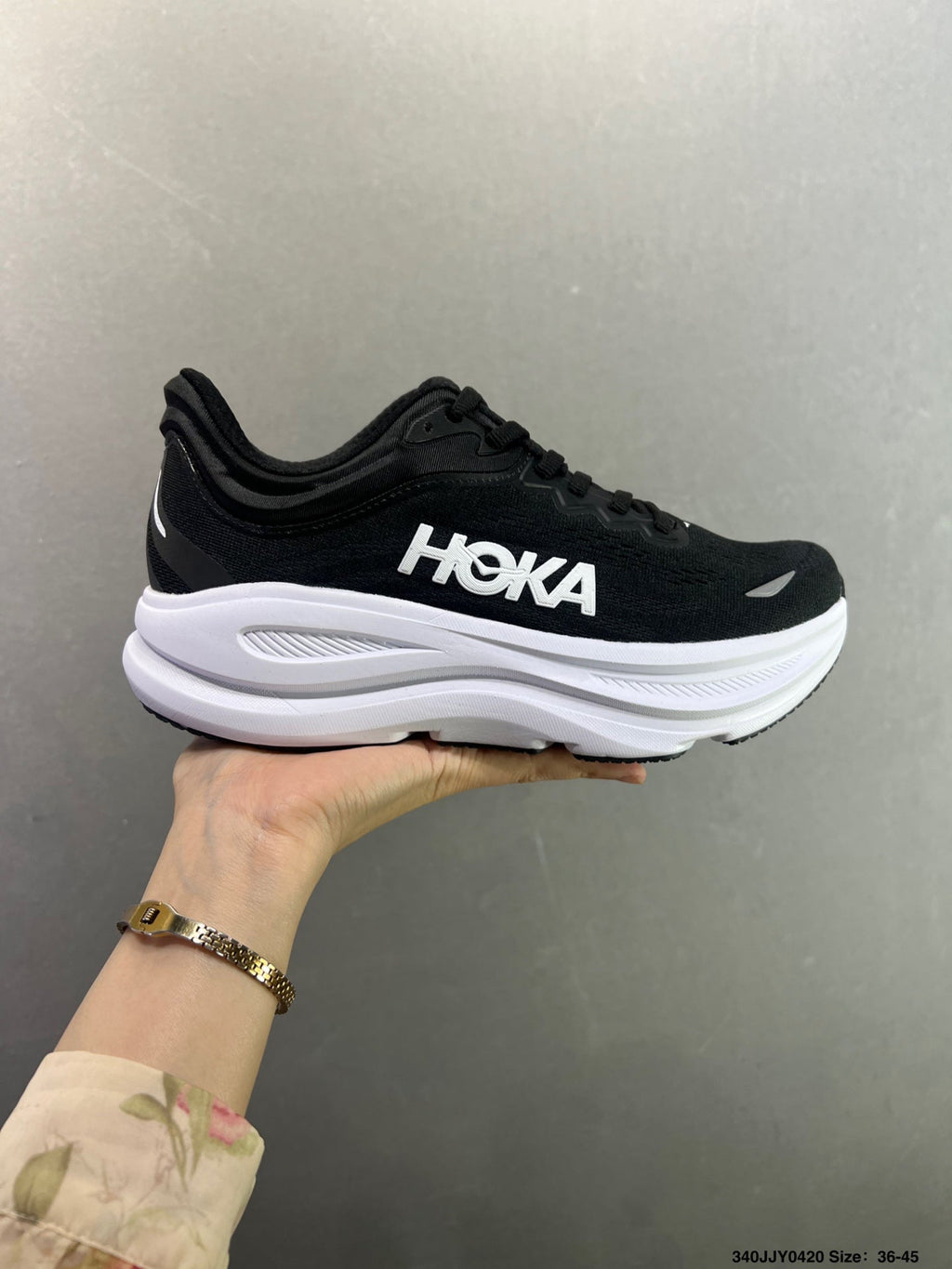 HOKA ONE ONE Bondi 9