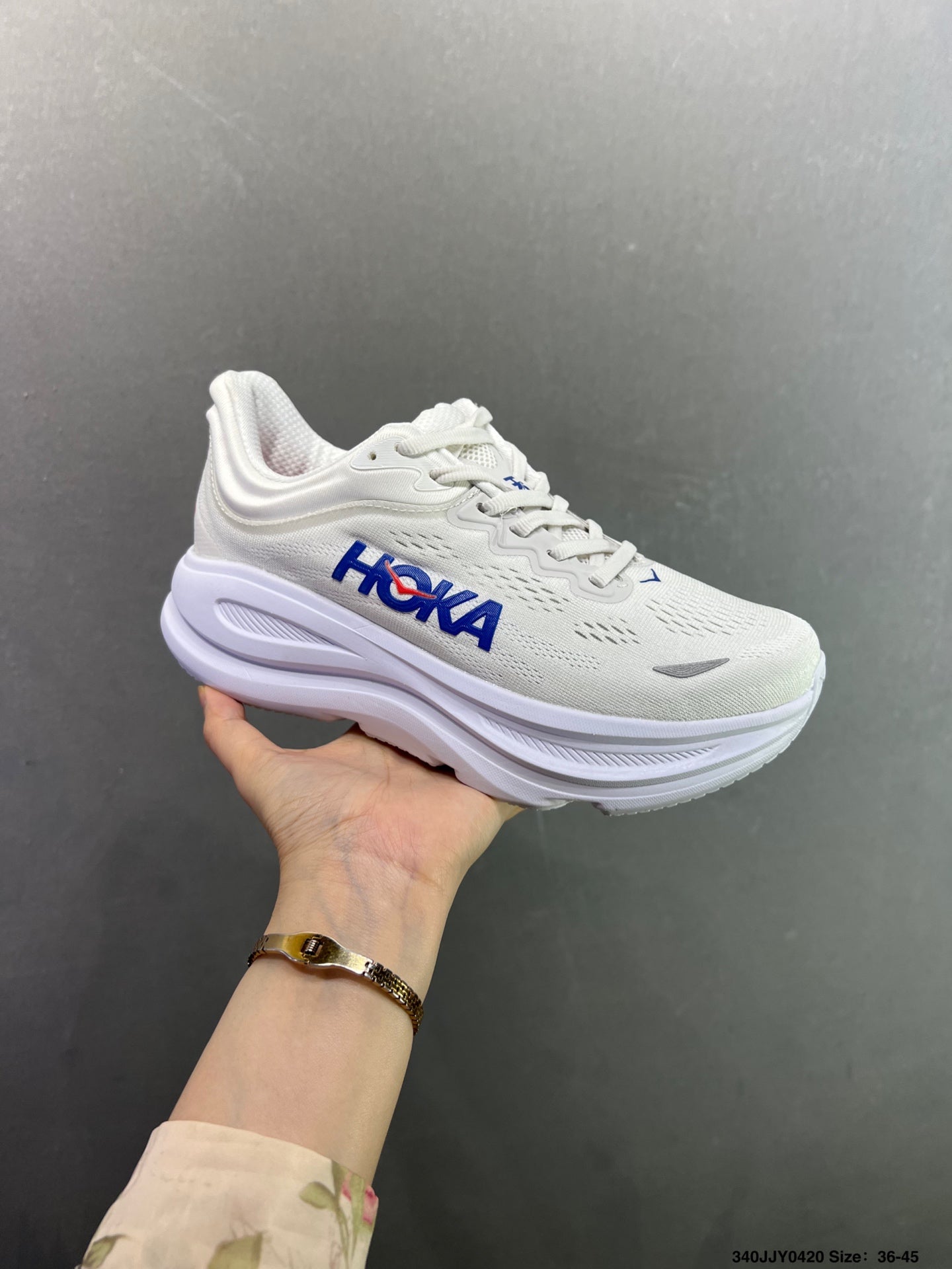HOKA ONE ONE Bondi 9