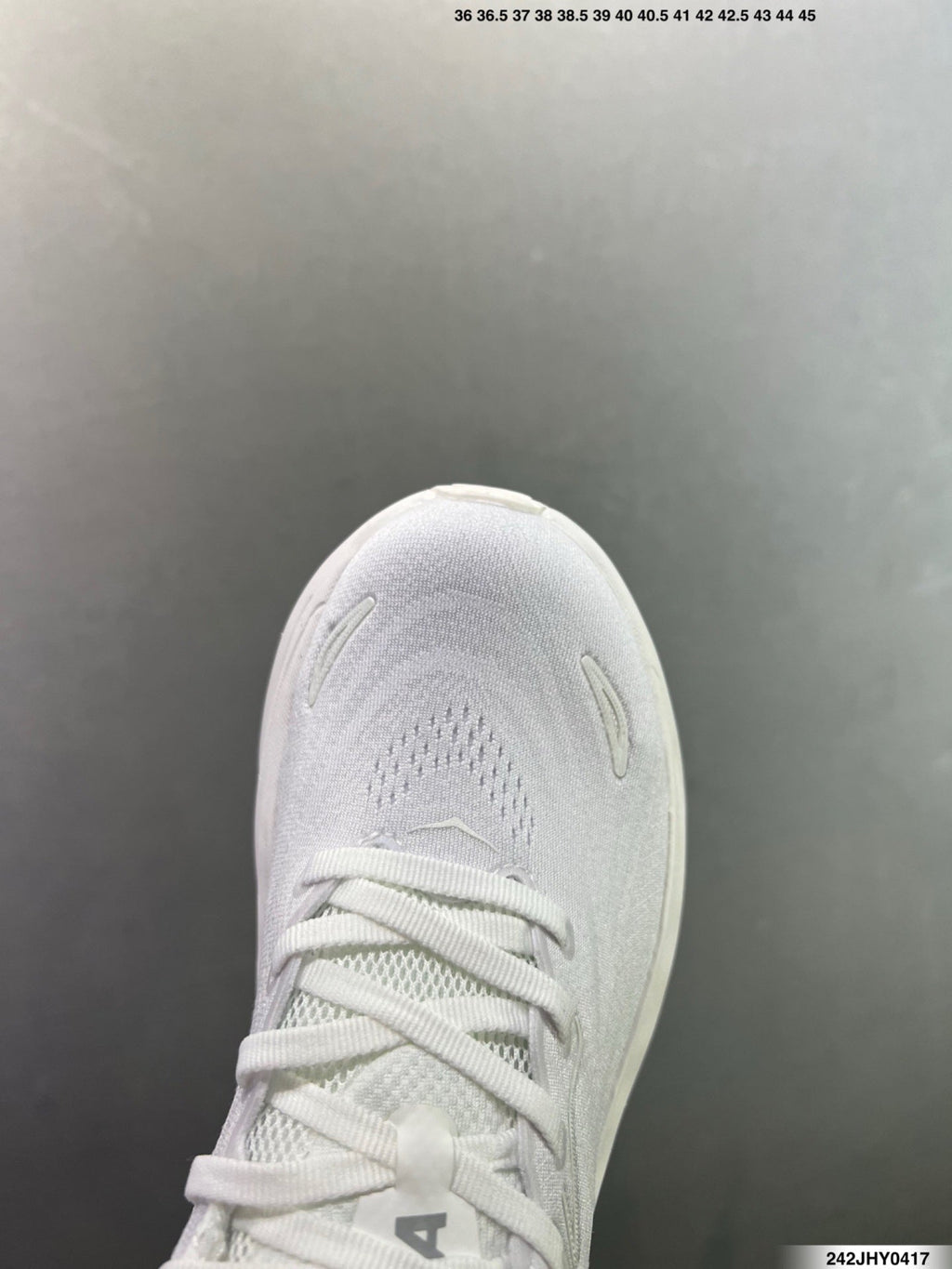 Hoka One One M ARAHI 8