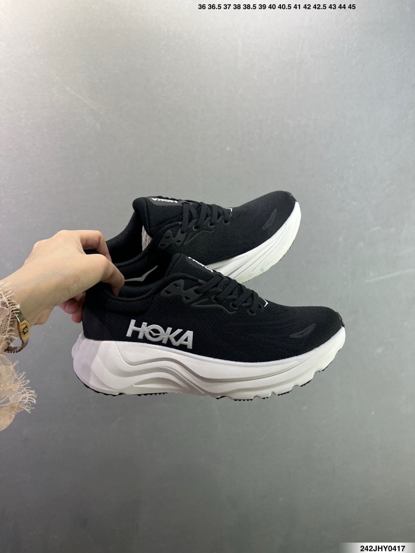 Hoka One One M ARAHI 8