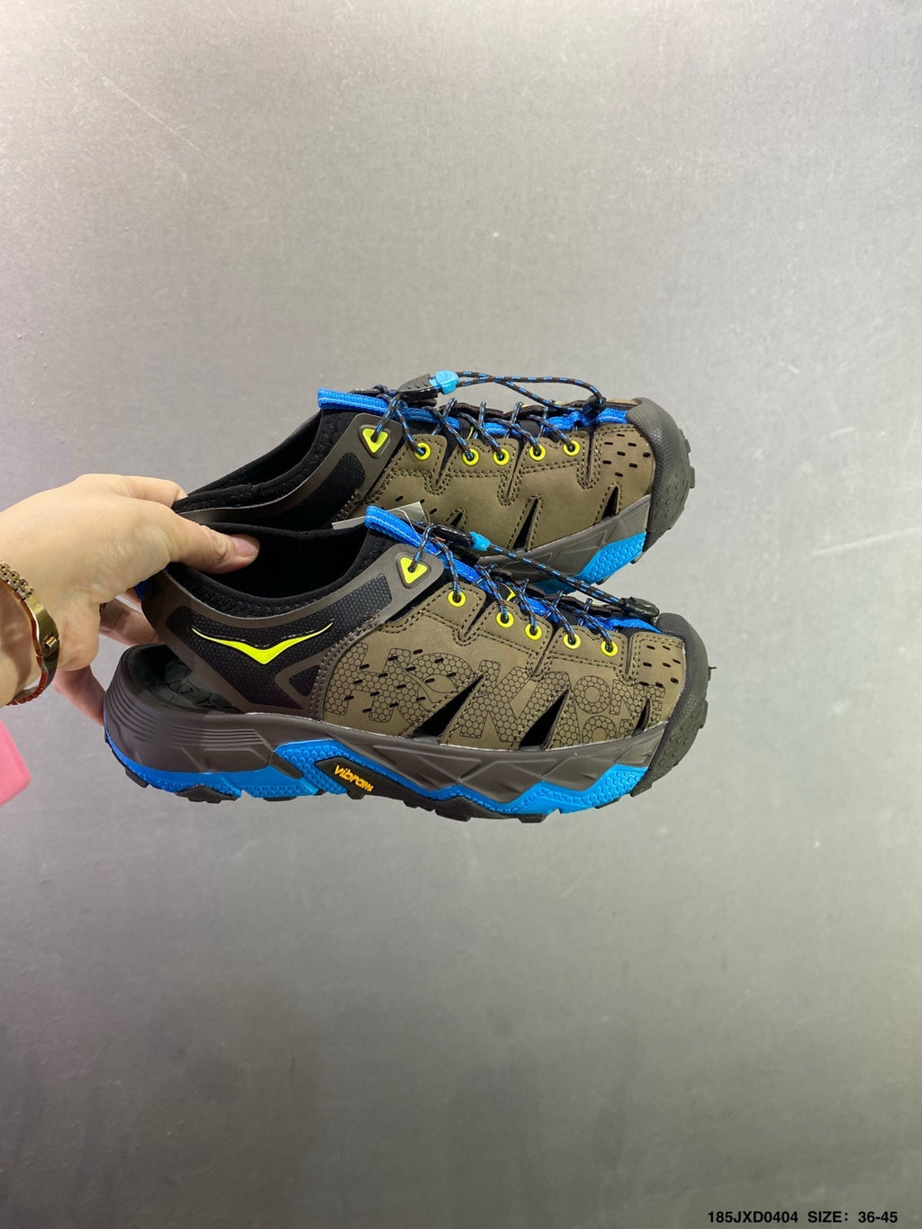 HOKA ONE ONE VIBRAM TOR TRAFA