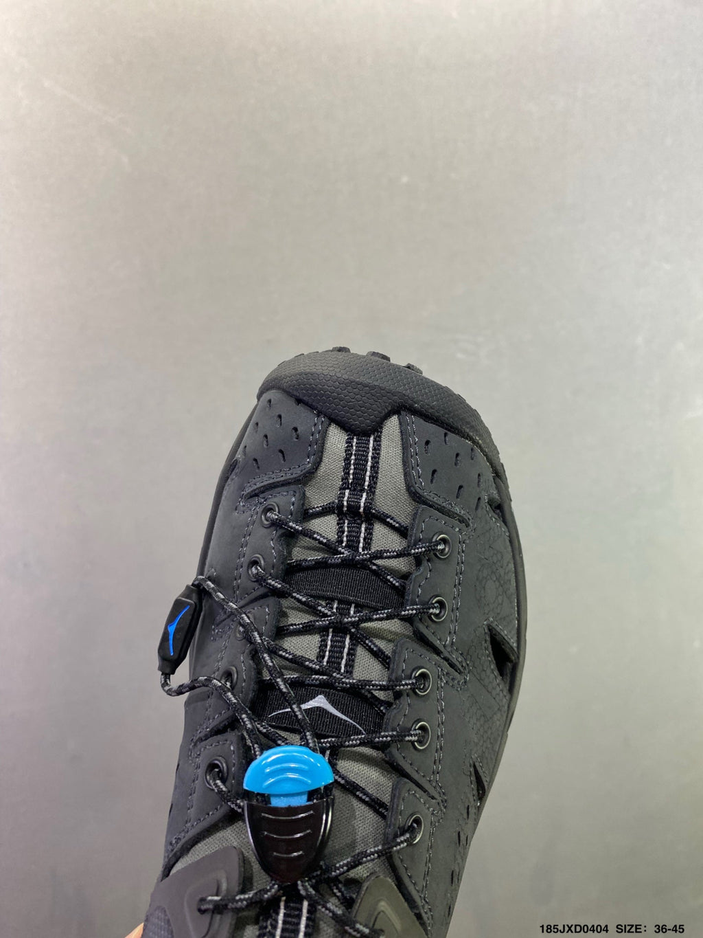 HOKA ONE ONE VIBRAM TOR TRAFA