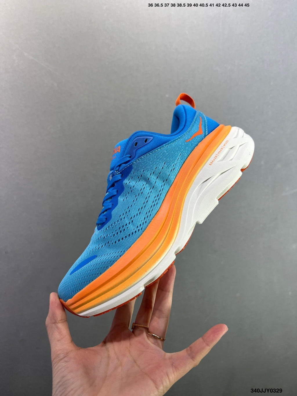 HOKA W BONDI 8