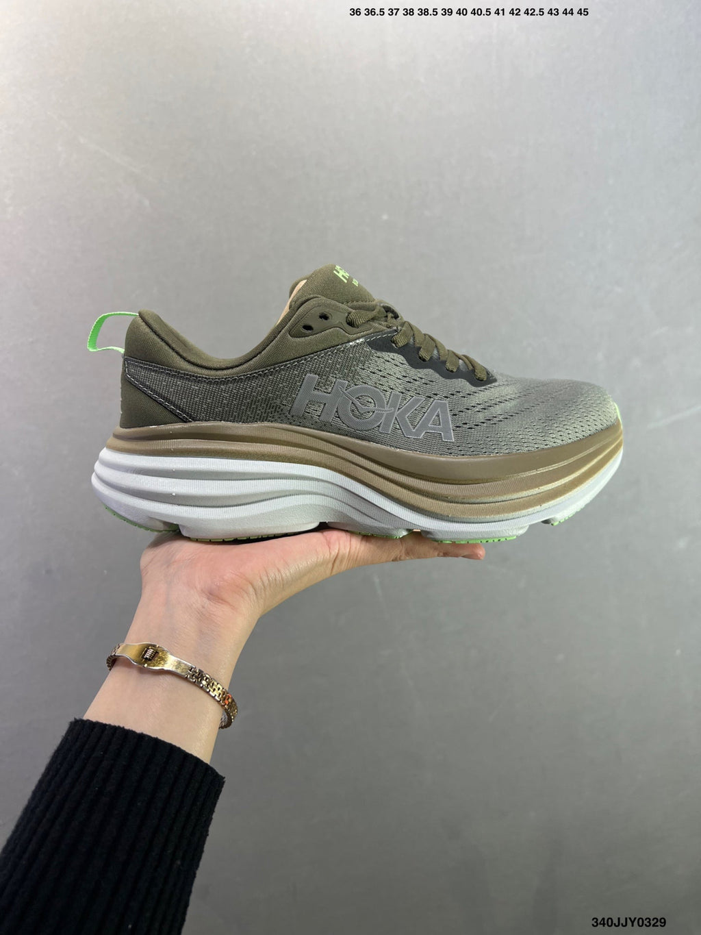 HOKA W BONDI 8