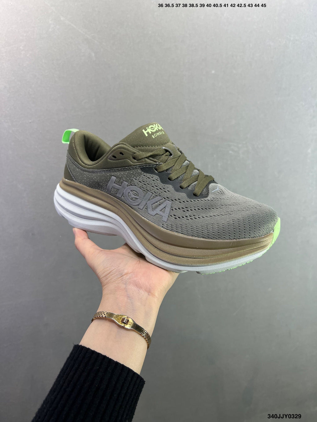 HOKA W BONDI 8