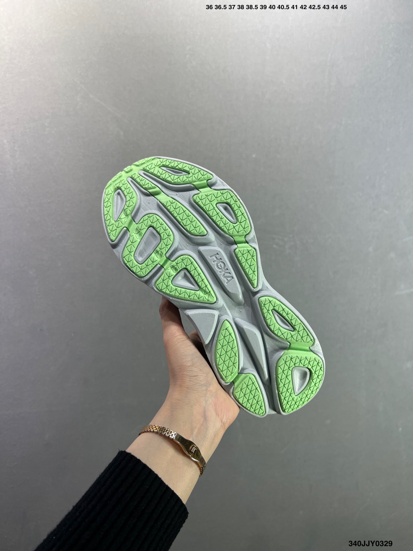 HOKA W BONDI 8