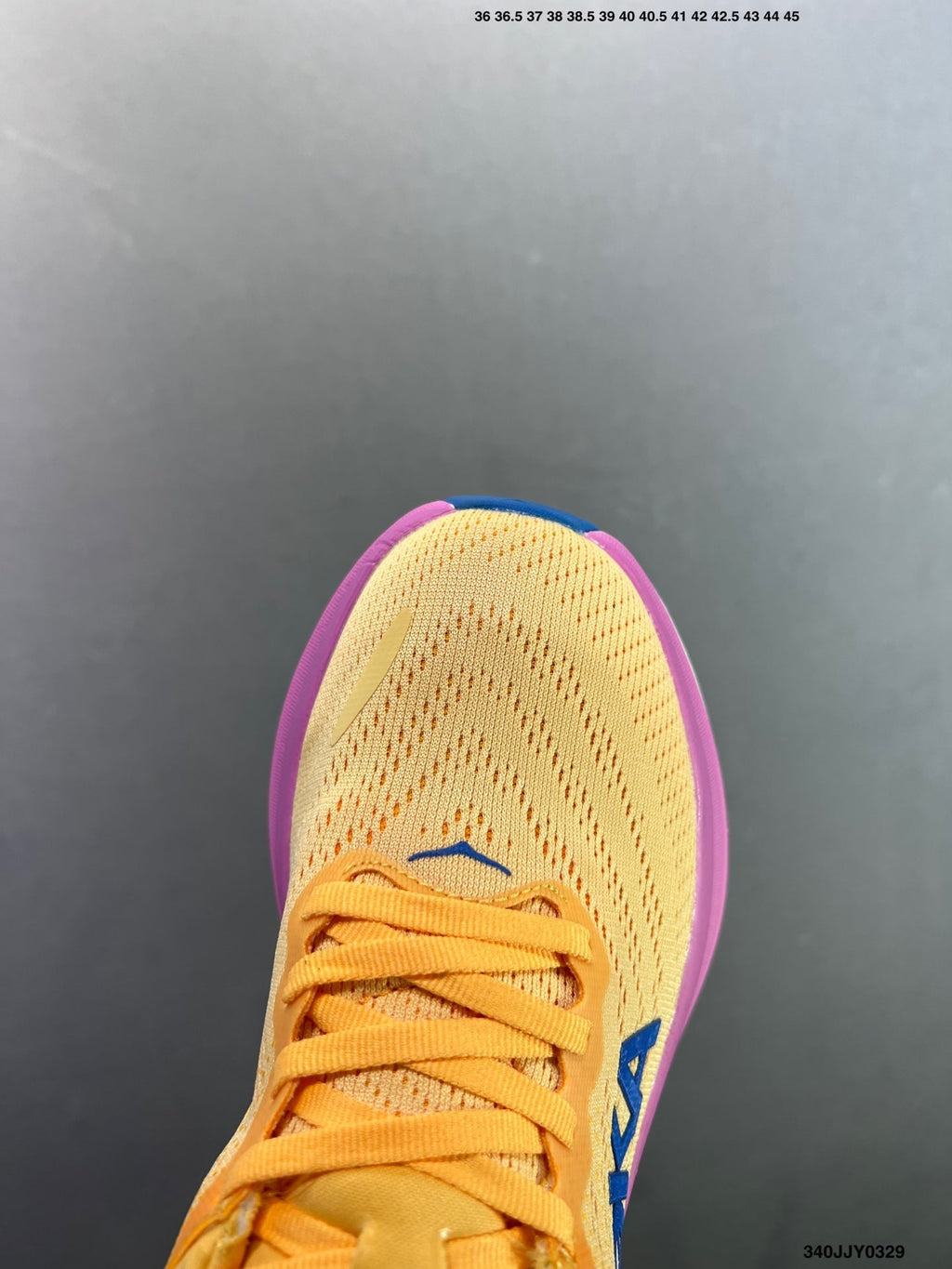 HOKA W BONDI 8