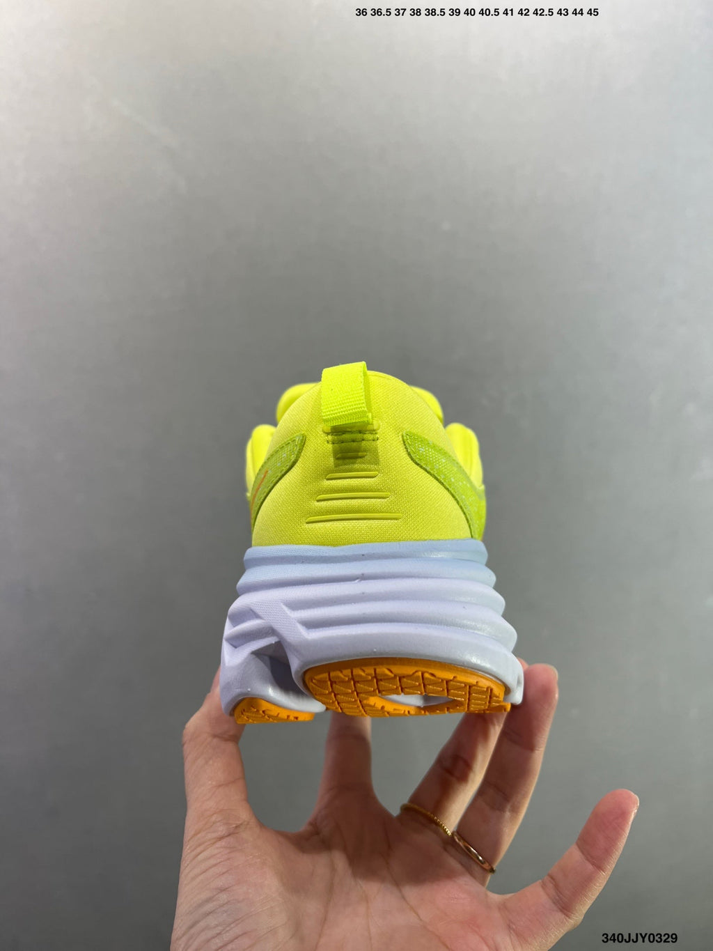 HOKA W BONDI 8