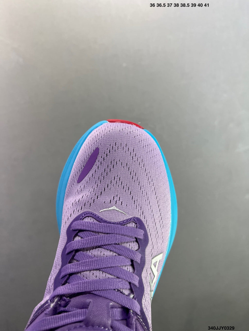 HOKA W BONDI 8