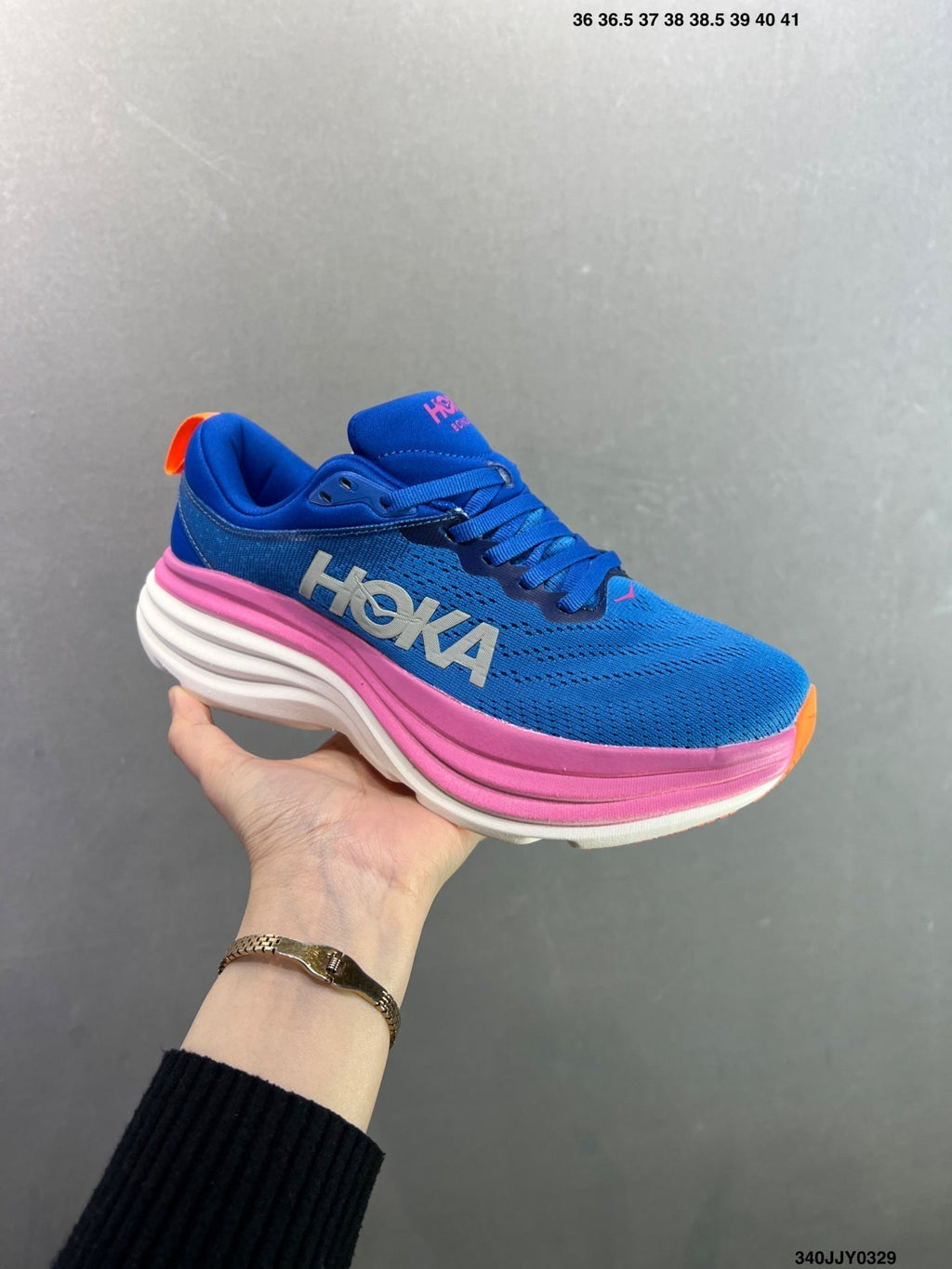 HOKA W BONDI 8
