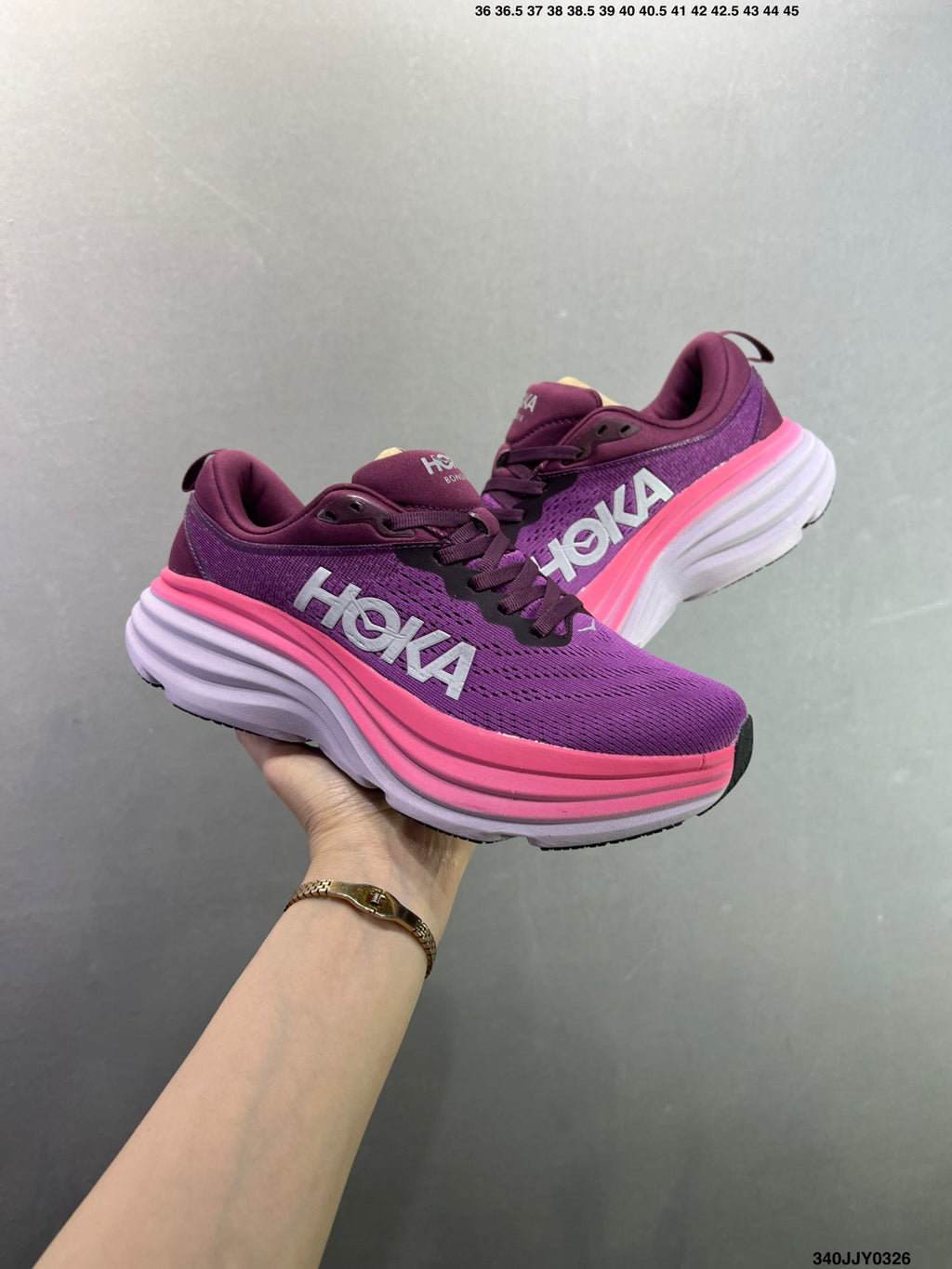 HOKA ONE ONE Bondi 8