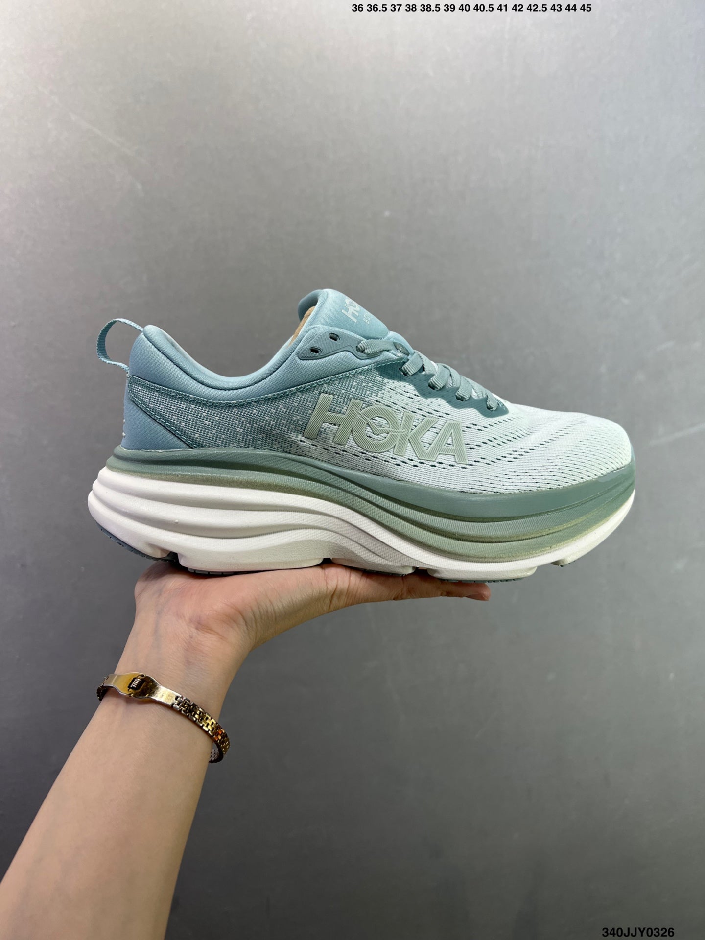HOKA ONE ONE Bondi 8