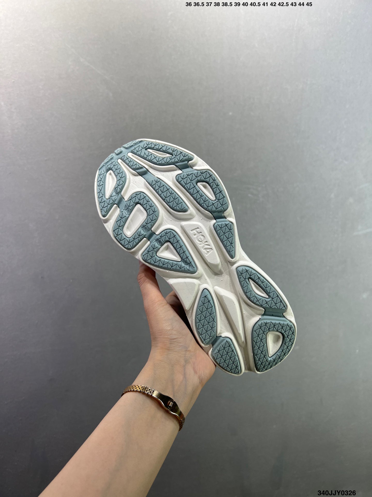HOKA ONE ONE Bondi 8