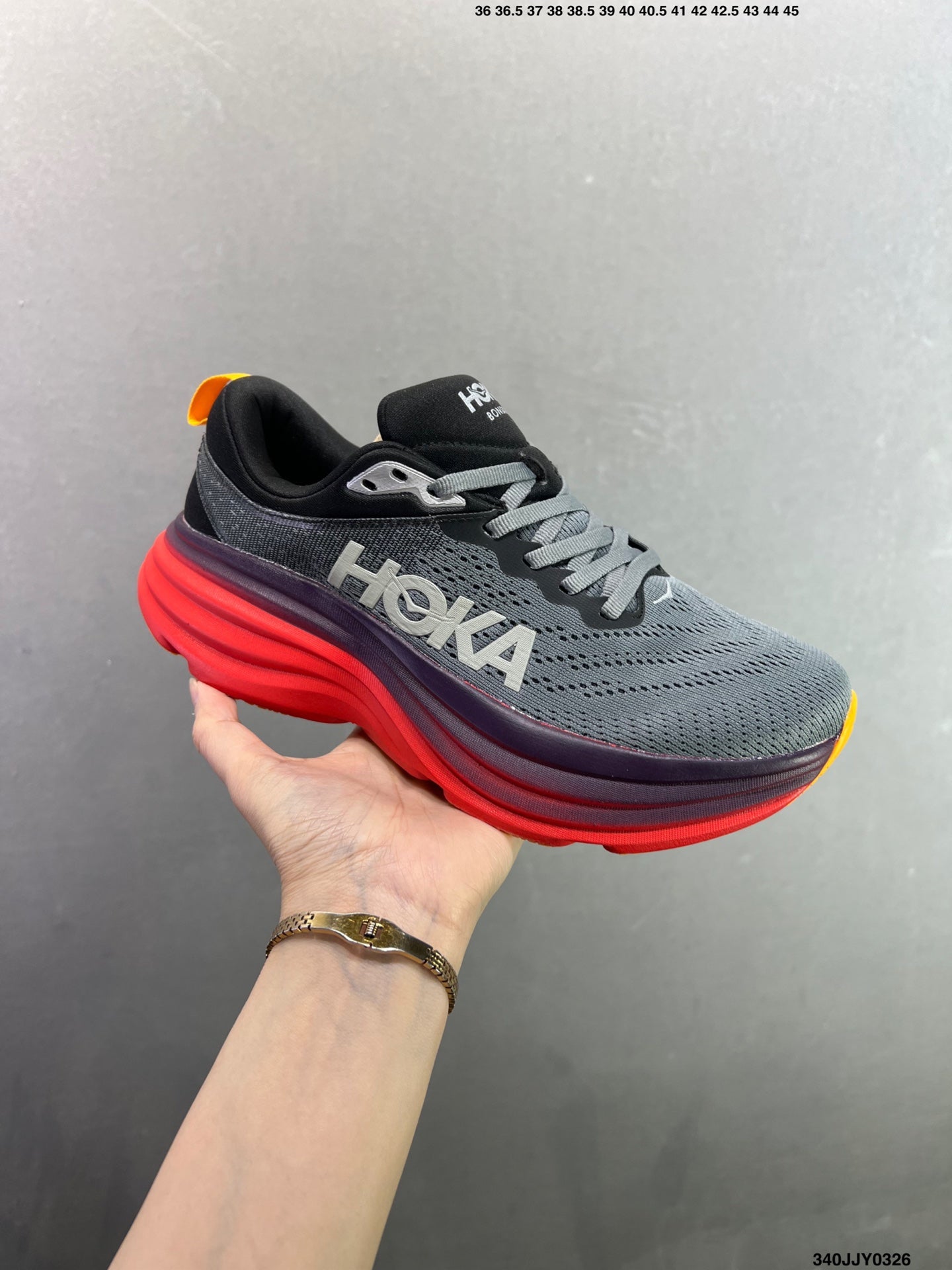 HOKA ONE ONE Bondi 8