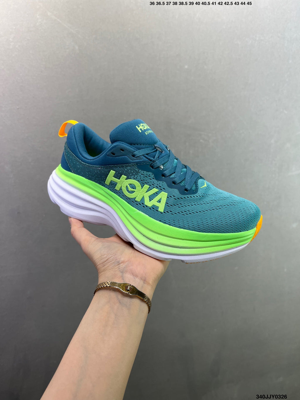 HOKA ONE ONE Bondi 8