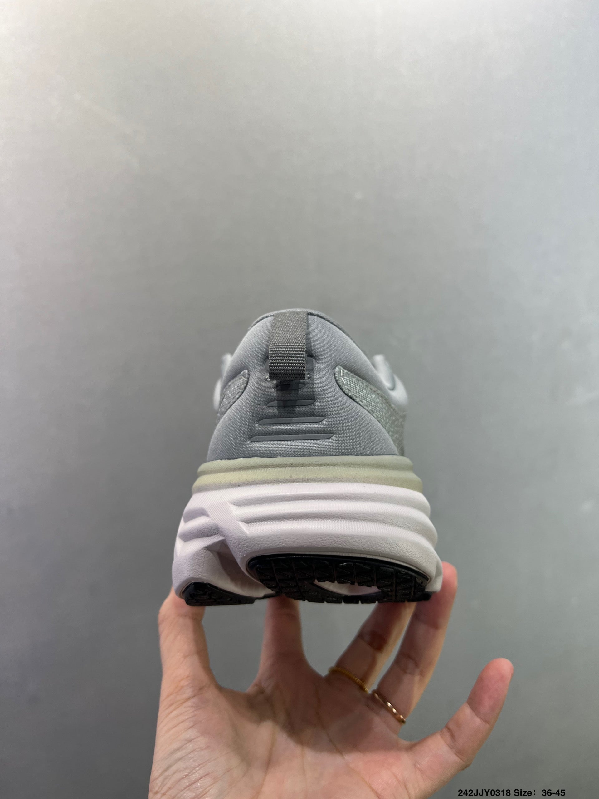HOKA ONE ONE MACH X 2