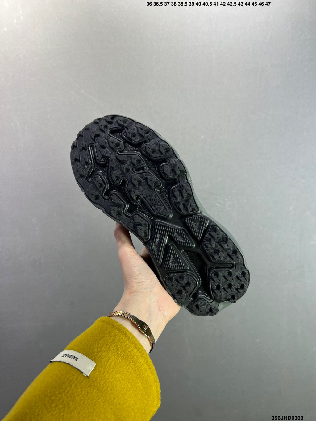HOKA W CHALLENGER 8