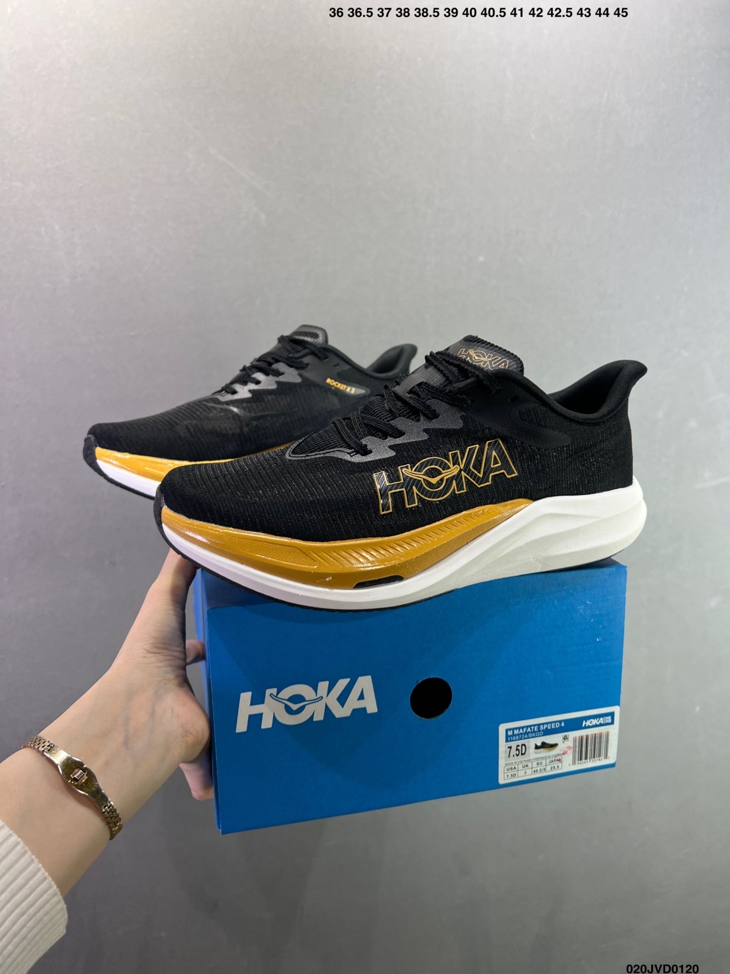 Hoka One One Rocket X 3