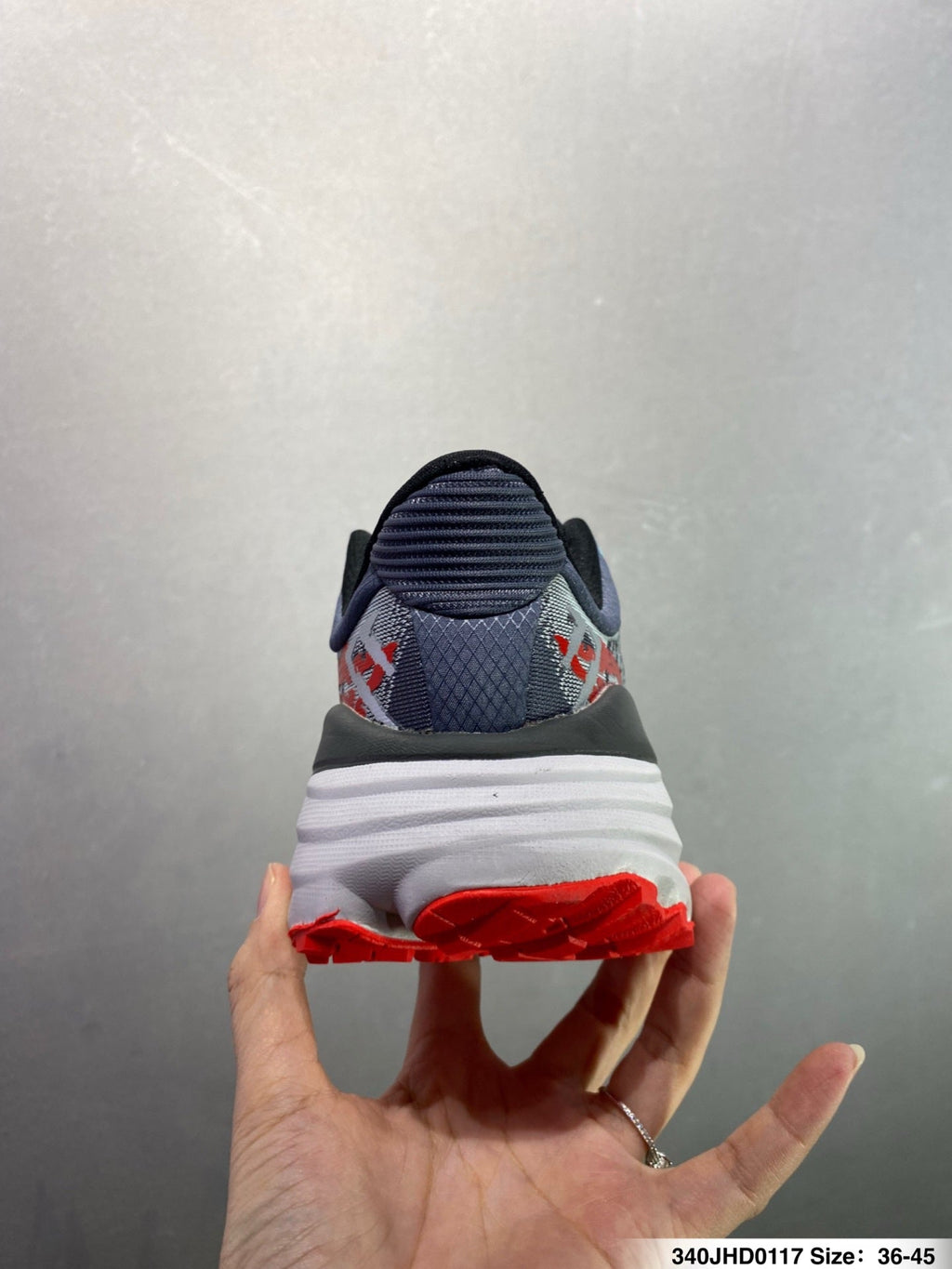 HOKA ONE ONE Stinson 7