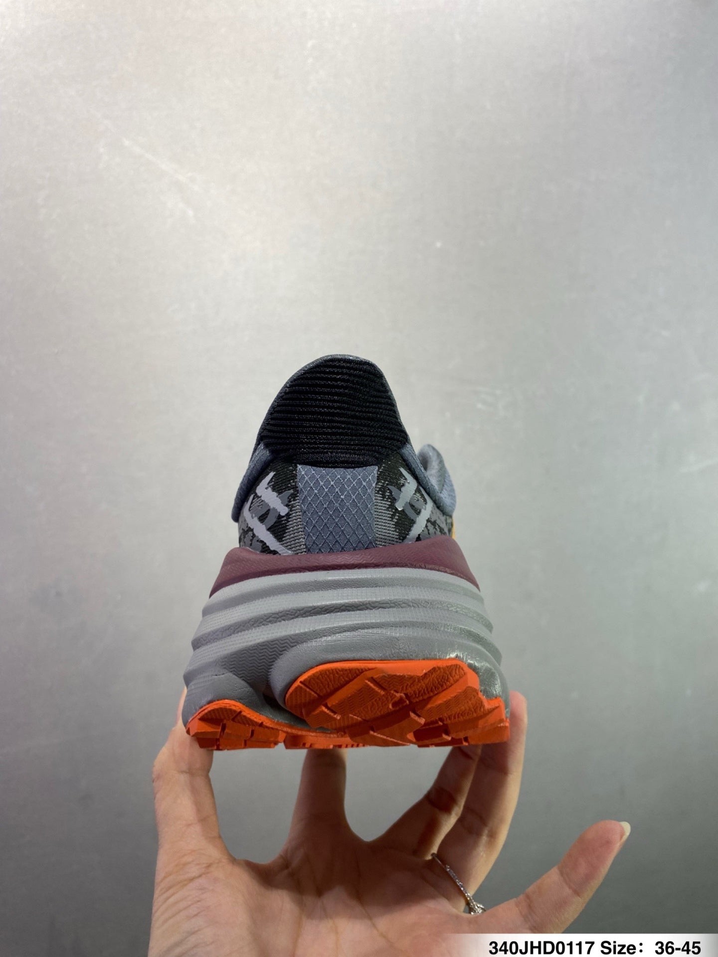 HOKA ONE ONE Stinson 7