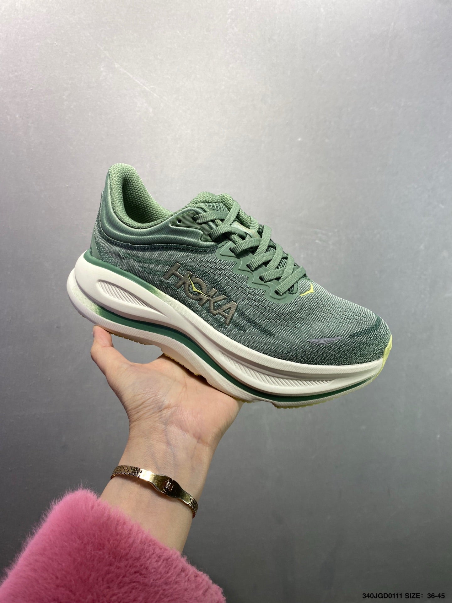 HOKA ONE ONE Bondi 9--1162011
