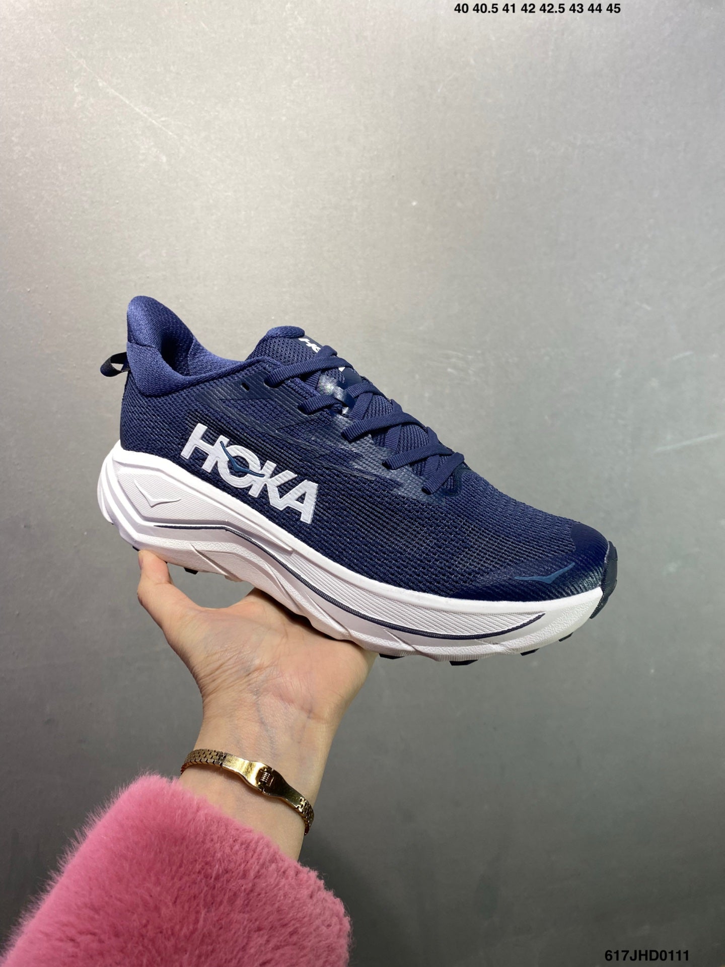 HOKA CHALLENGER 8 --1168716