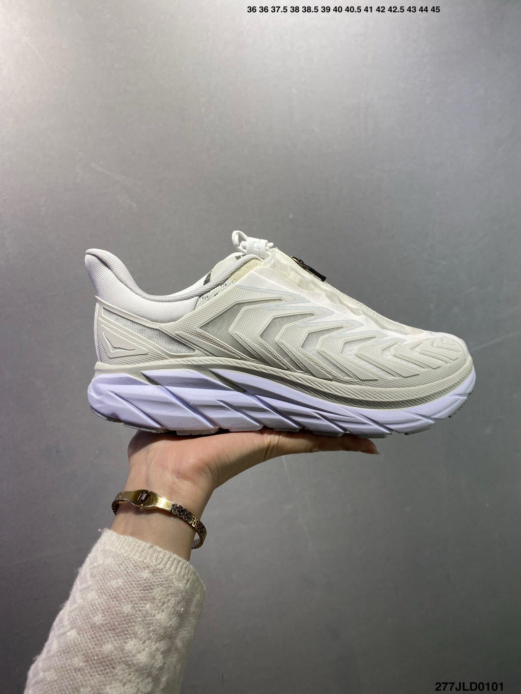 HOKA ONE ONE PROJECT TRANSPORT