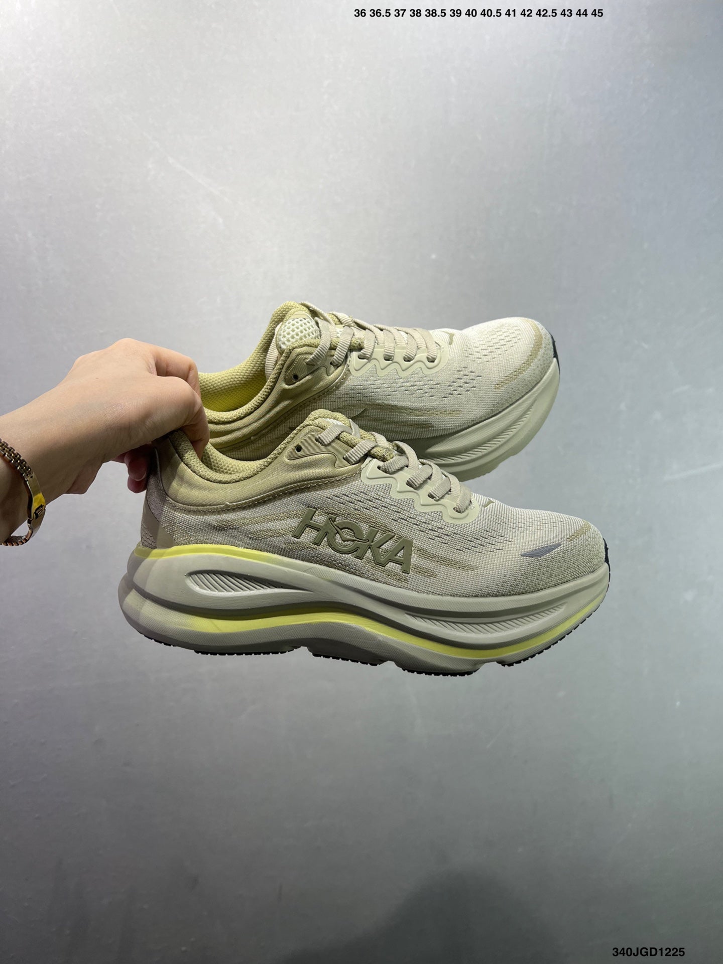 HOKA M CLIFTON 10