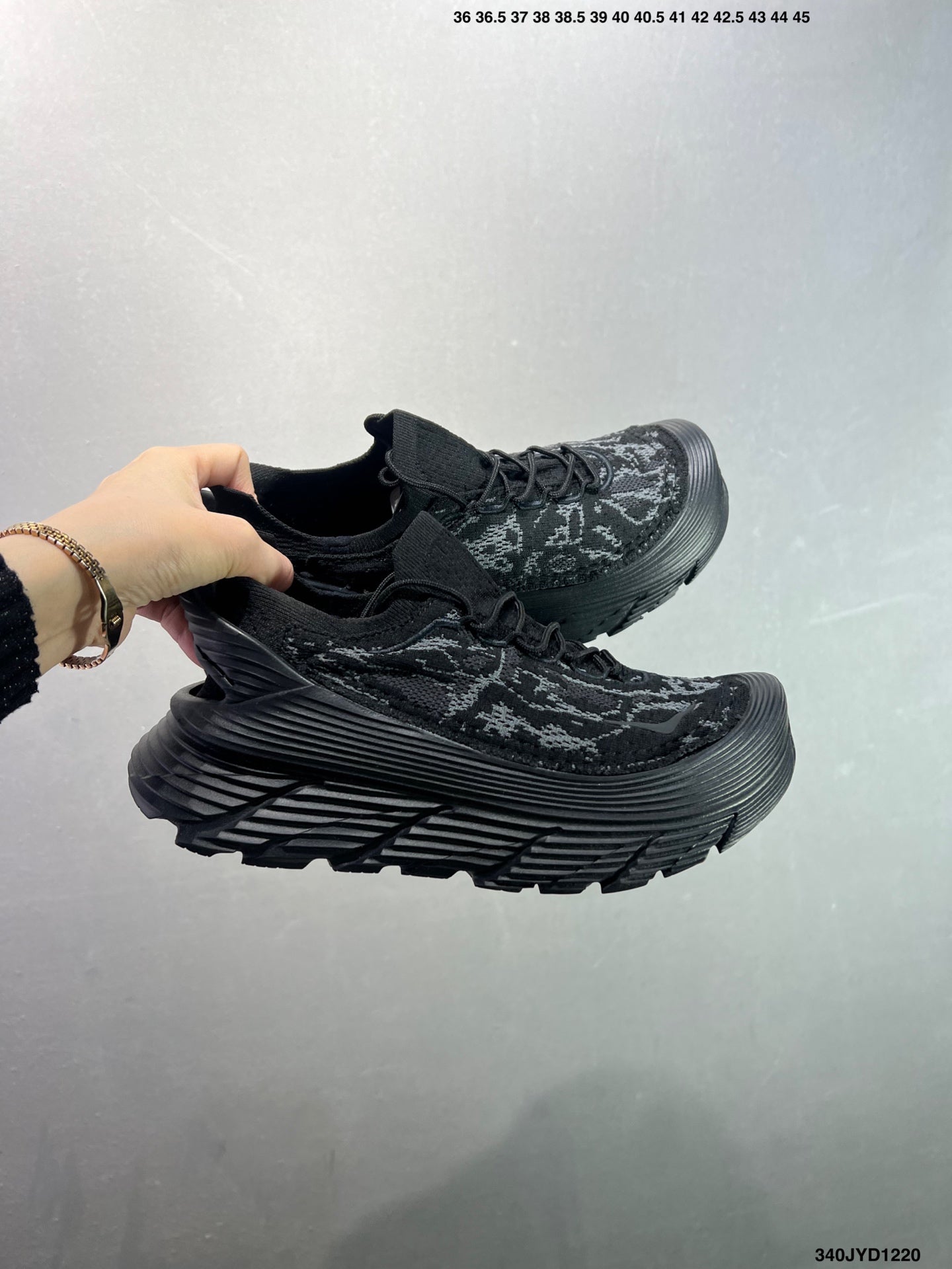 HOKA ONE ONE Restore TS