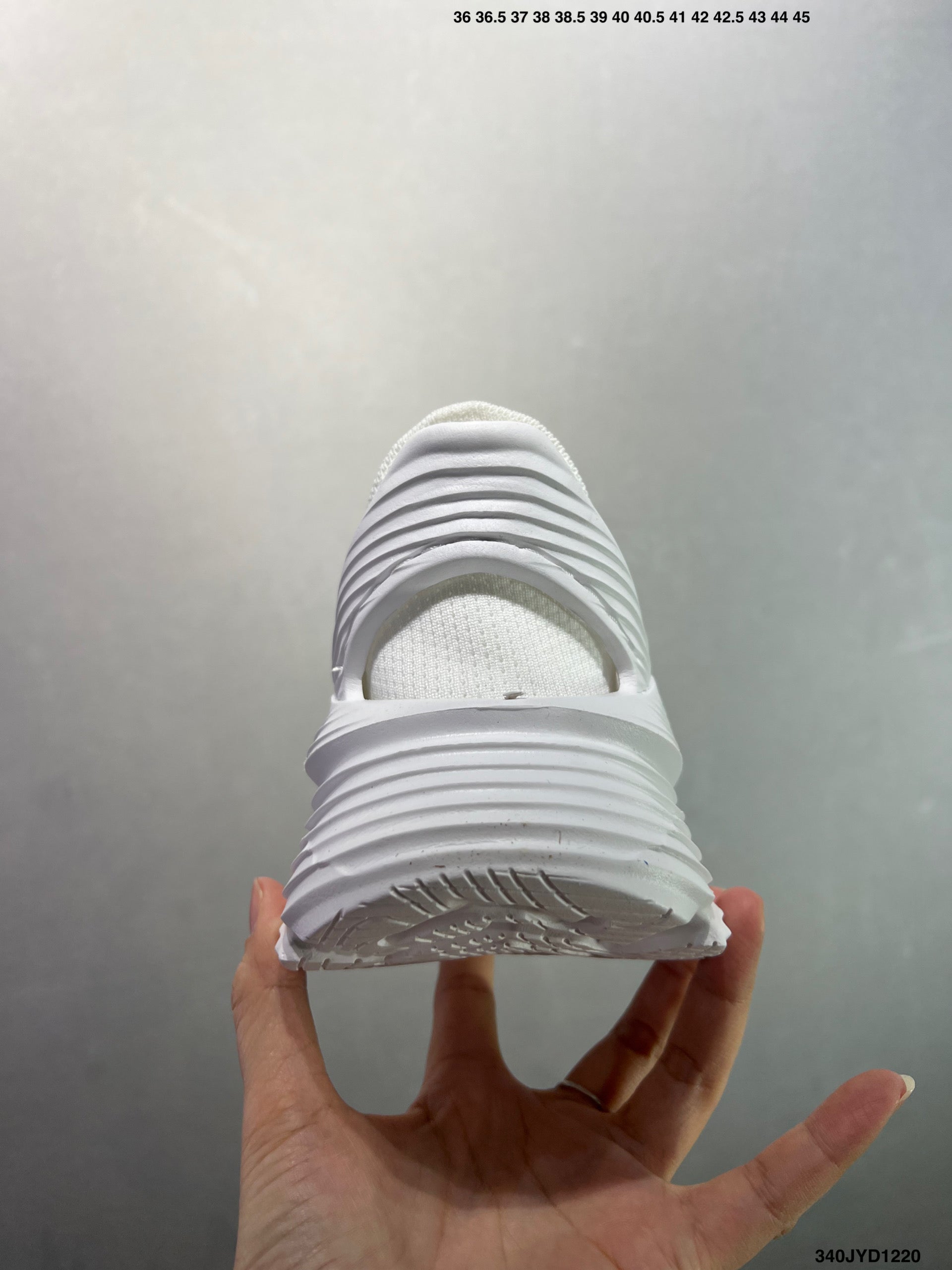 HOKA ONE ONE Restore TS