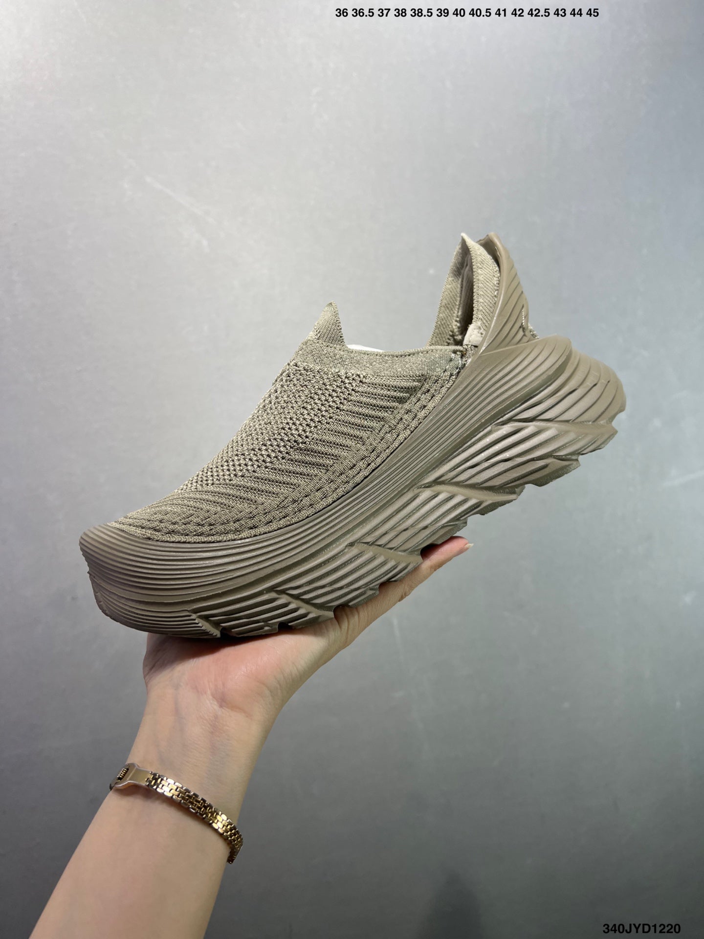 HOKA ONE ONE Restore TS