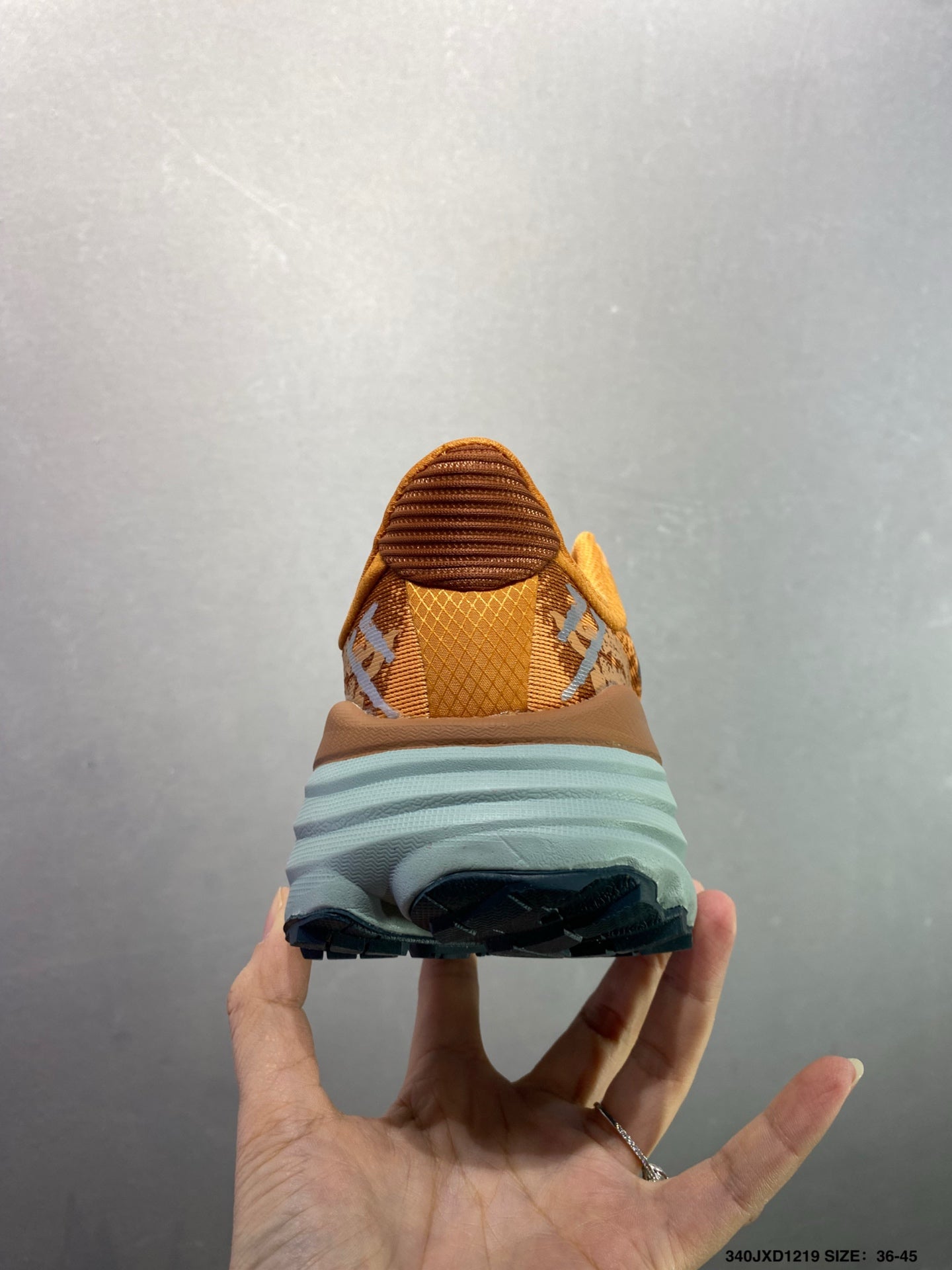 HOKA M Stinson 7