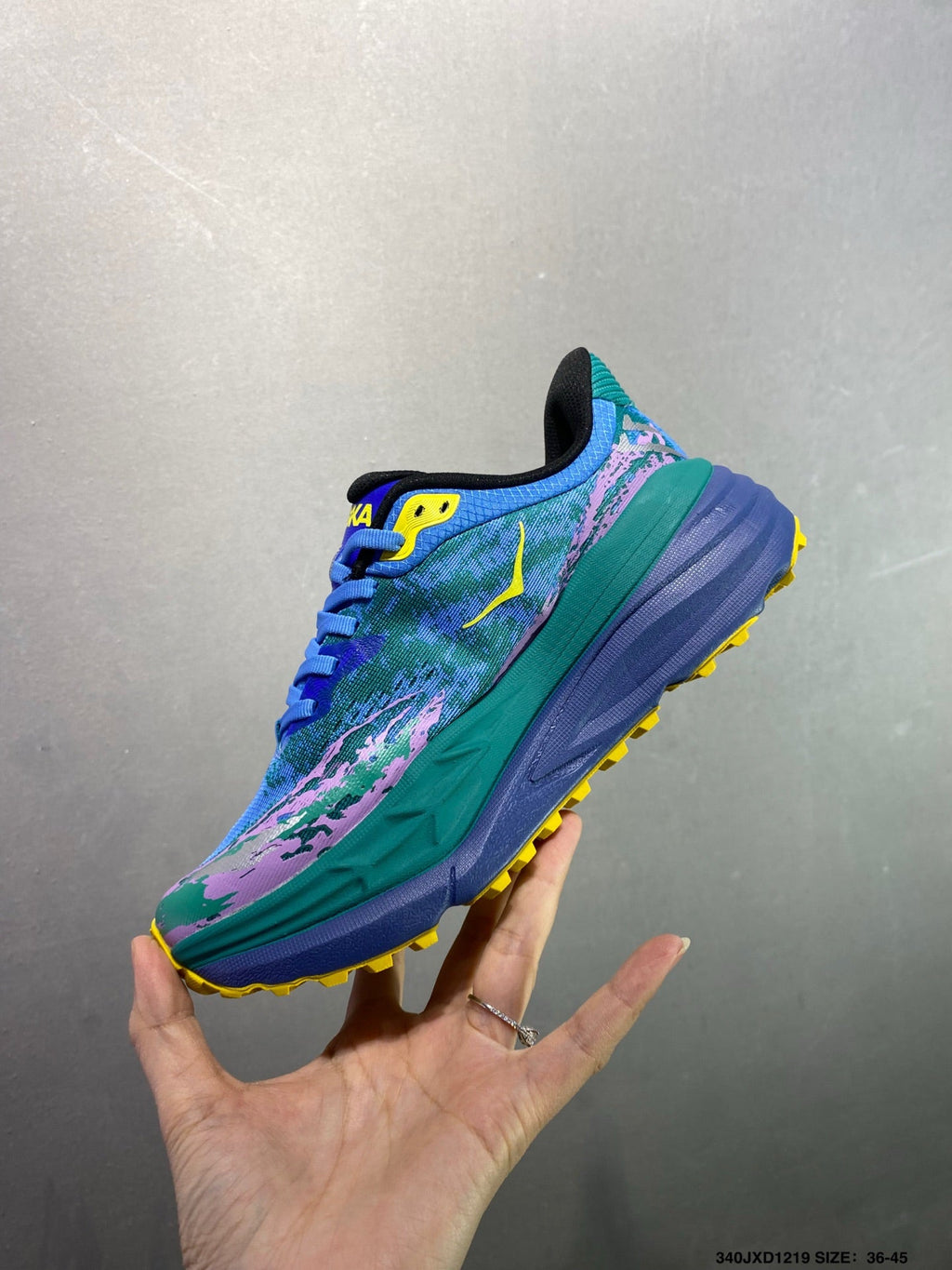HOKA M Stinson 7