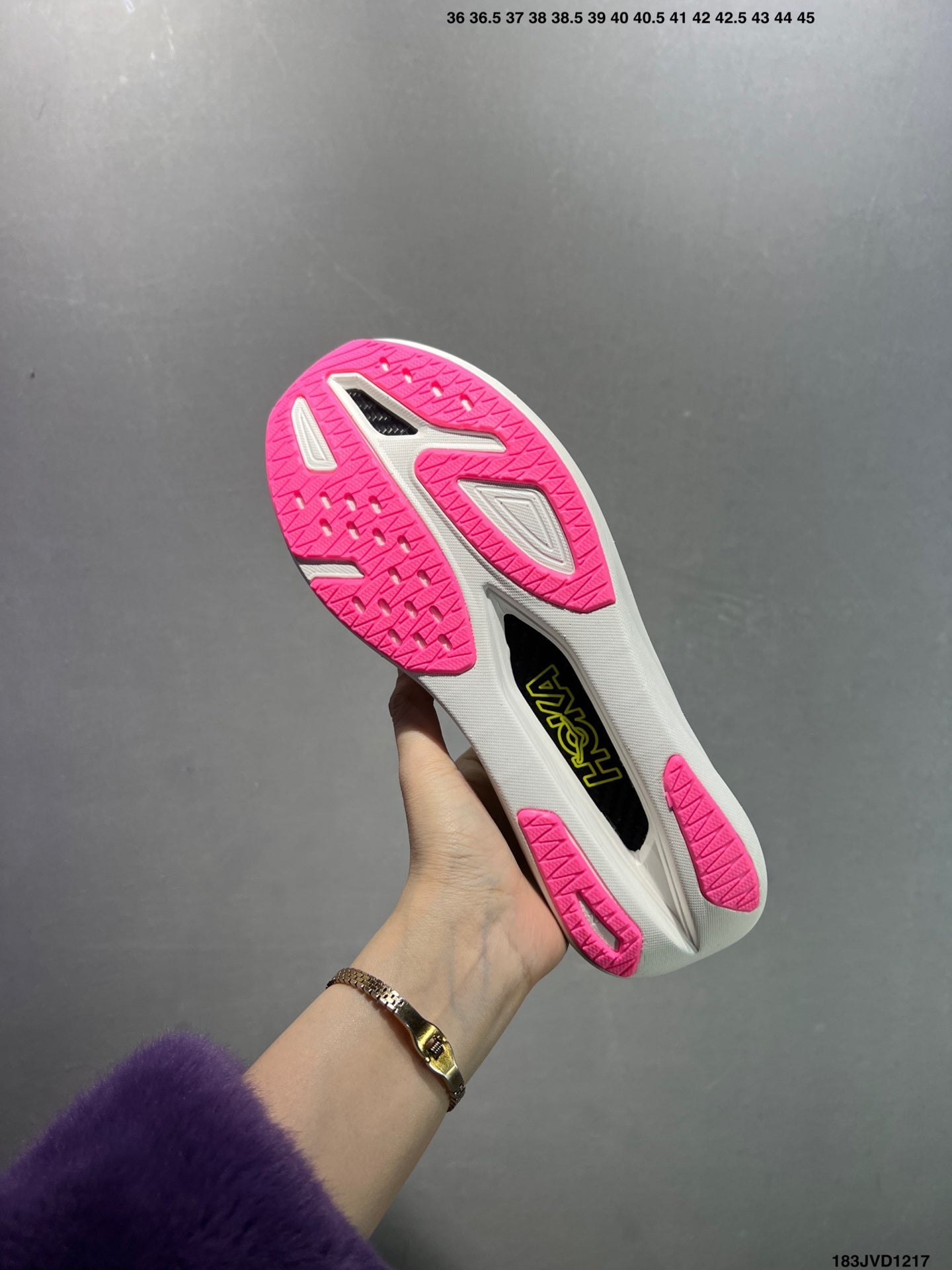 Hoka One One Rocket X 3