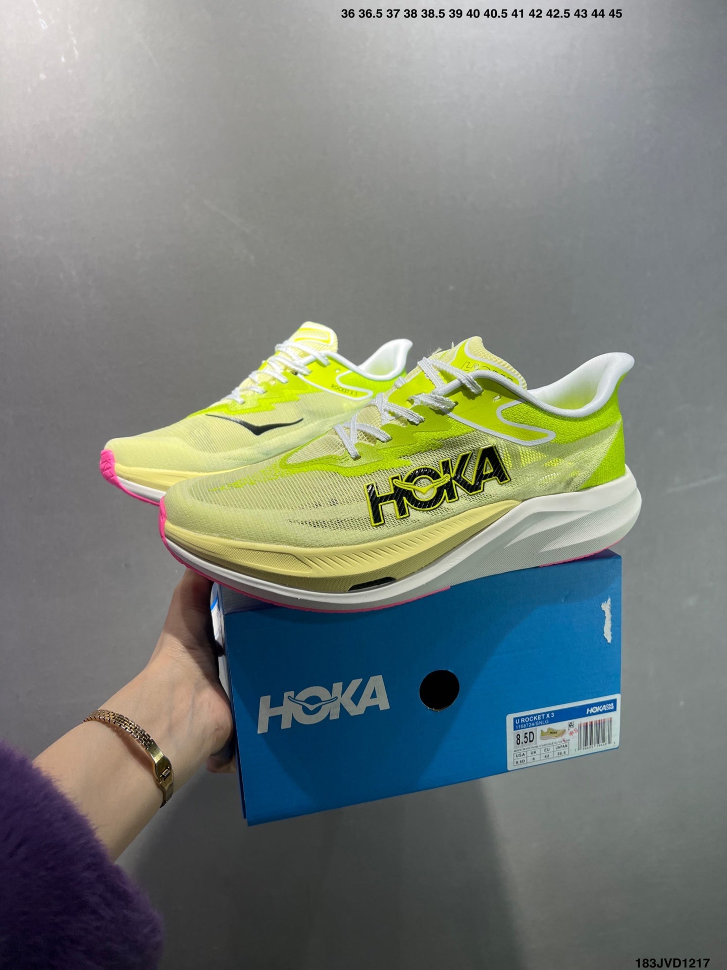 Hoka One One Rocket X 3