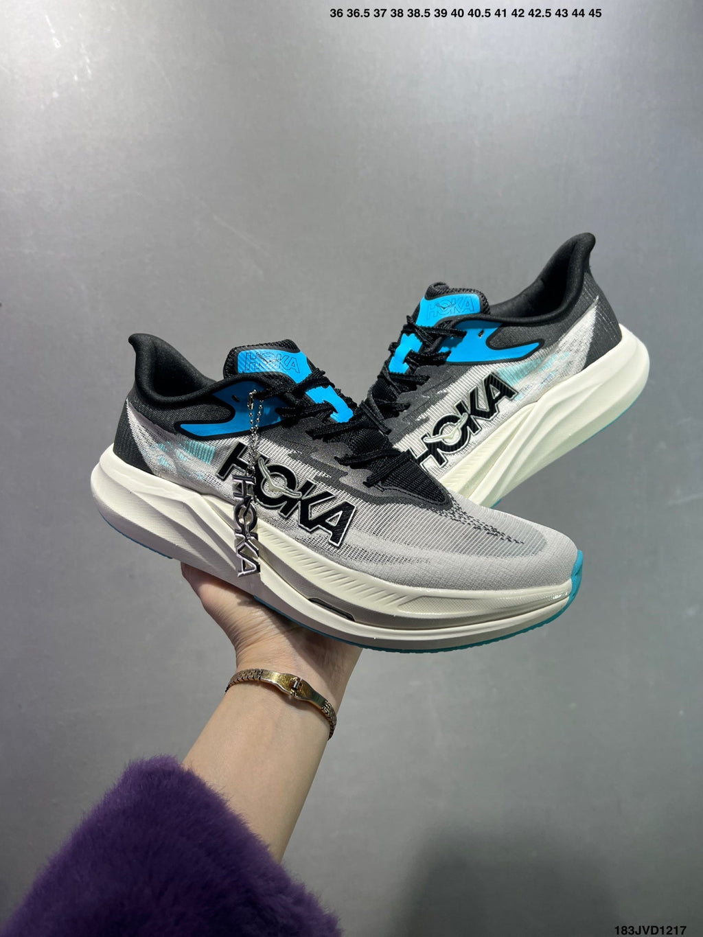Hoka One One Rocket X 3