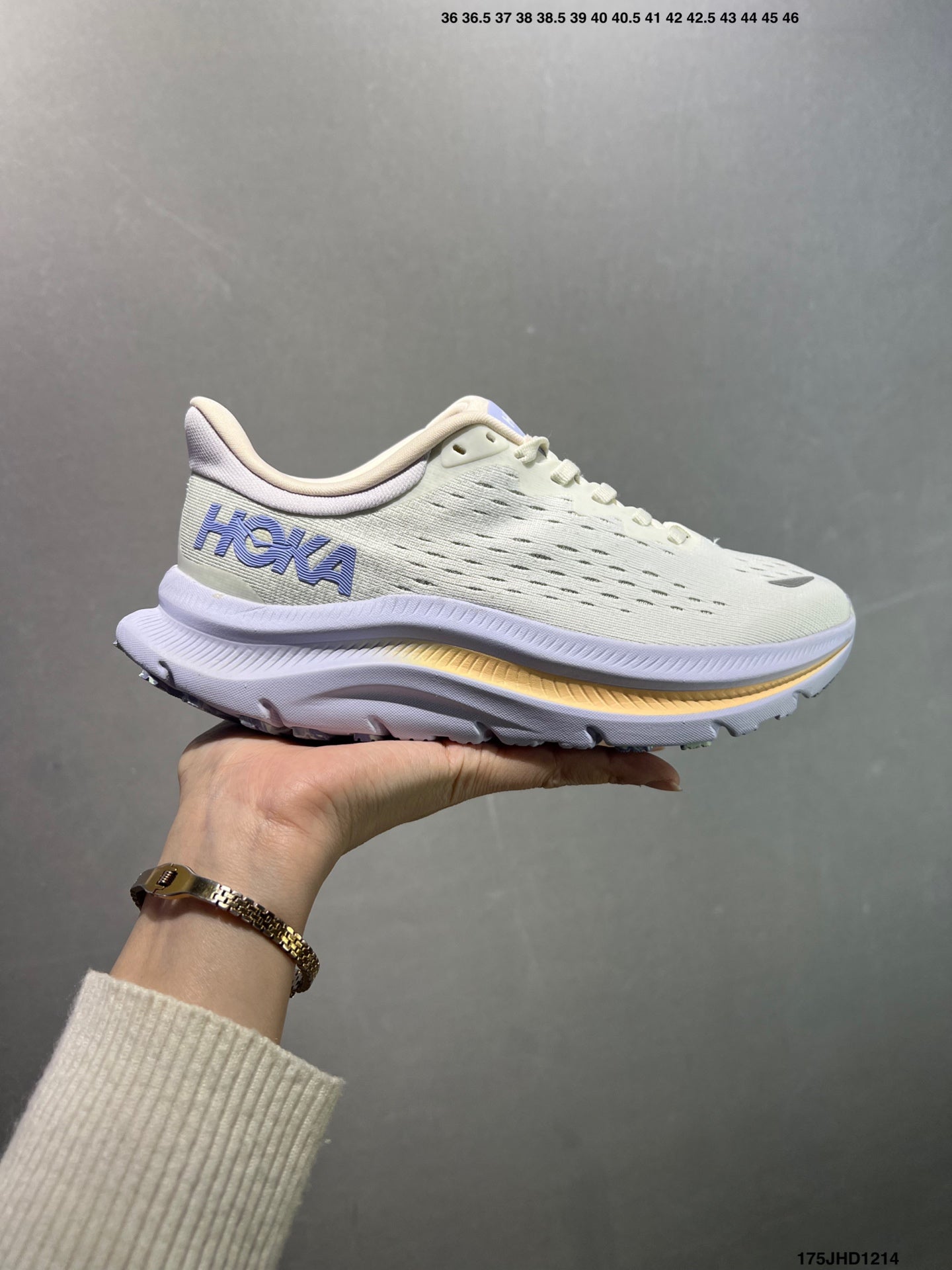 HOKA M KAWANA