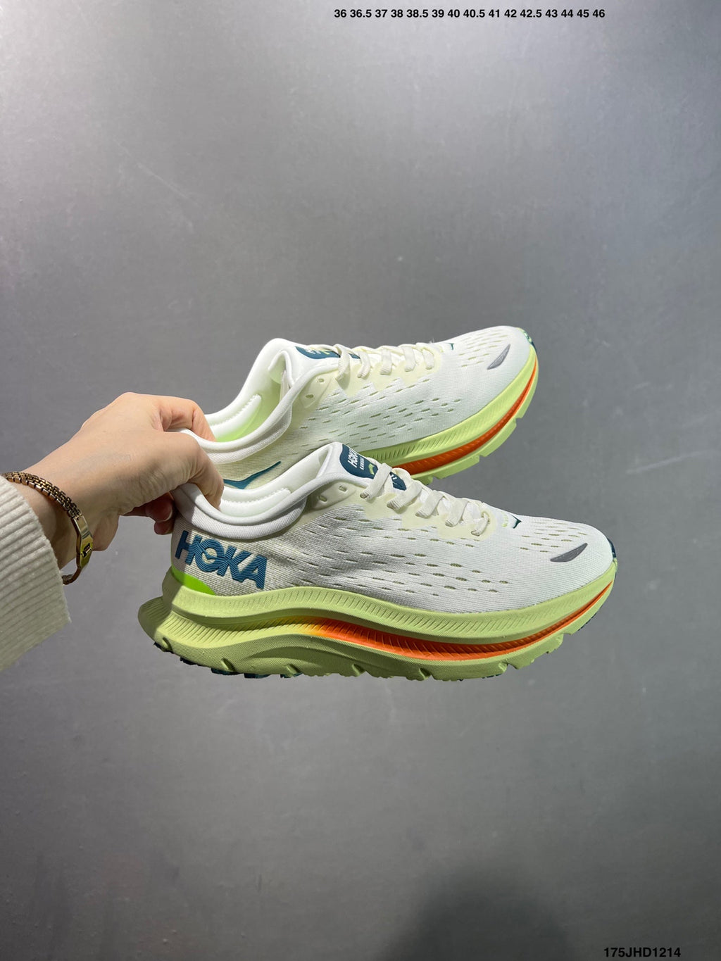 HOKA M KAWANA