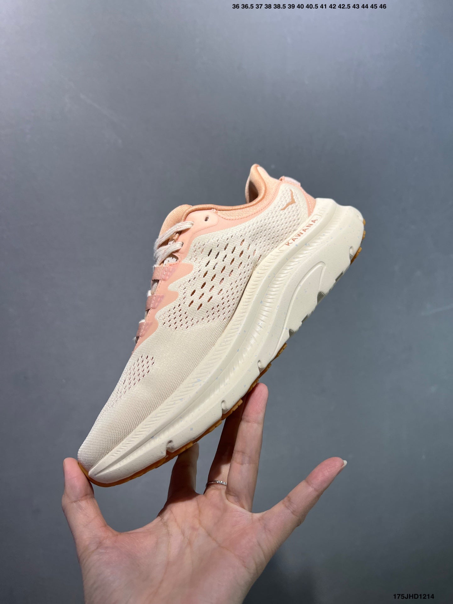 HOKA ONE ONE Kawana 2