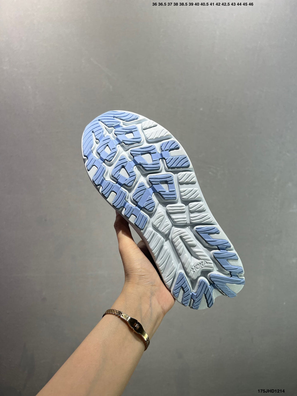HOKA ONE ONE Kawana 2
