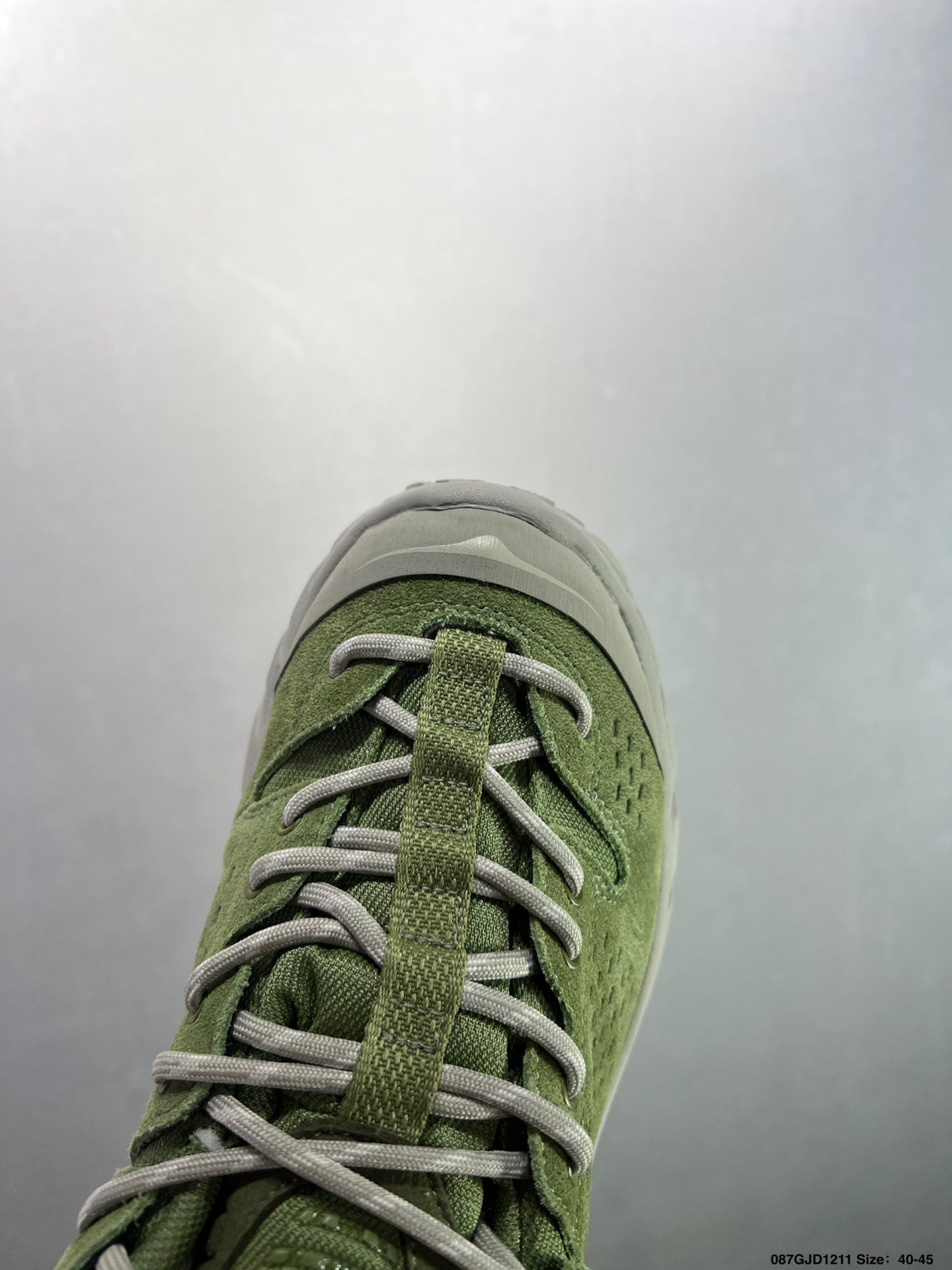 HOKA ONE ONE TOR ULTRA LO